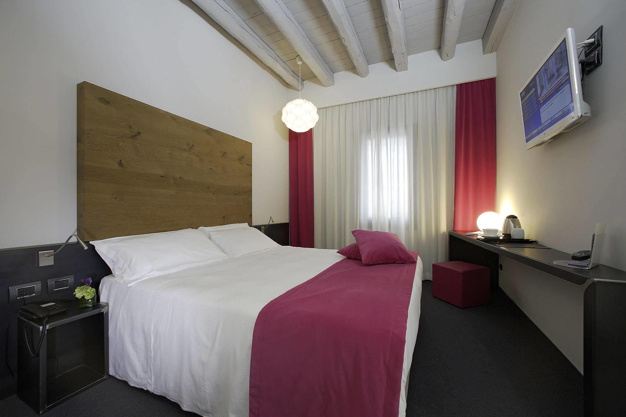 Hotel Del 48